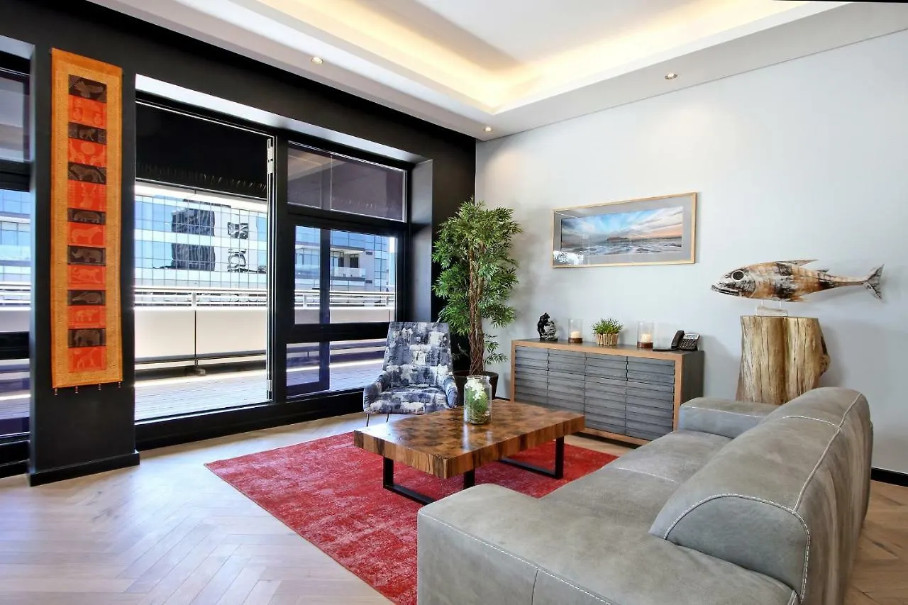 Penthouse Henning@The Onyx Apartment Cape Town